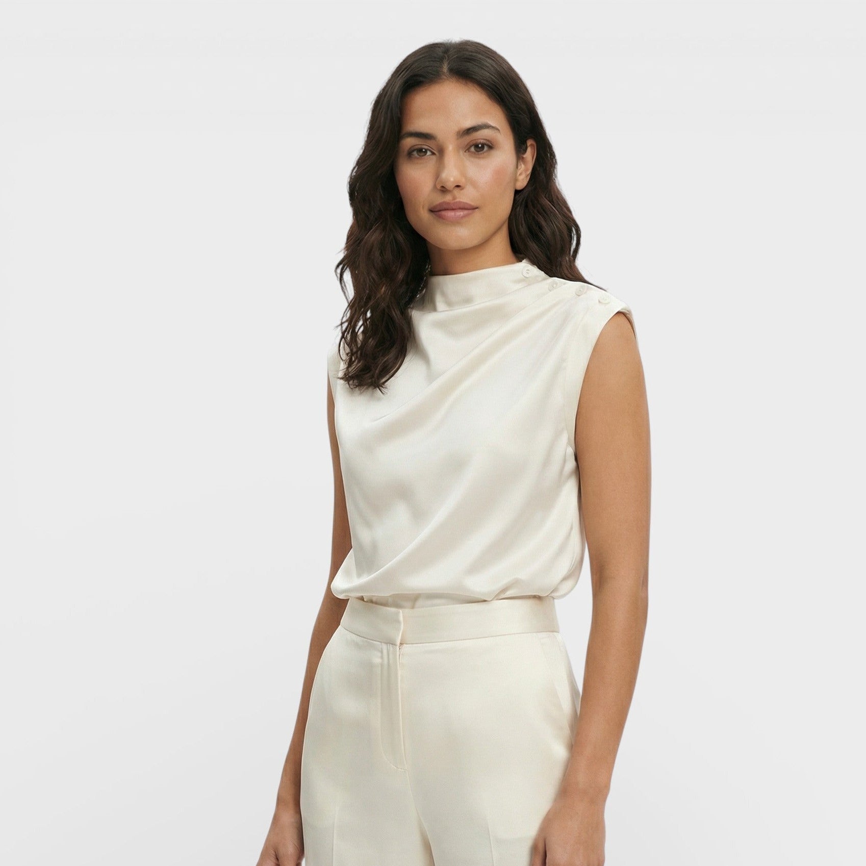 Blusa Mujer Satinada Cuello Mao Caída Drapada Elegante 2