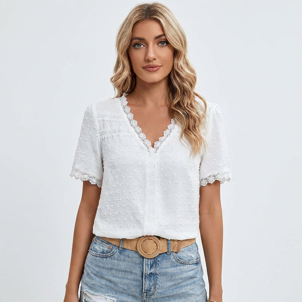Mujer Blusa Blanco Textura Plumeti Con Ribete De Encaje Y Escote En V 0