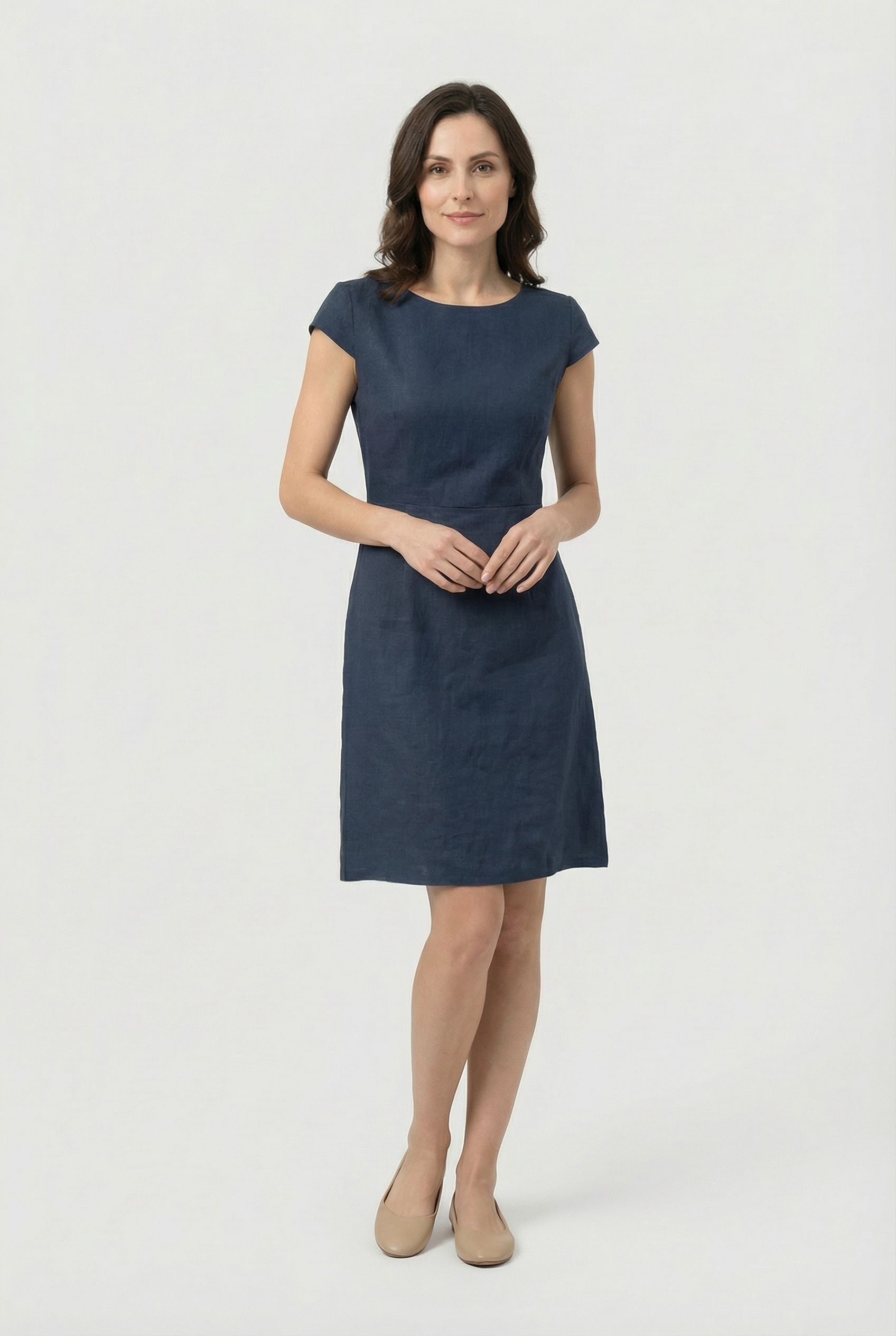 Vestido de Mujer Elegante de Tejido Ligero con Mangas Delicadas y Silueta Femenina 4