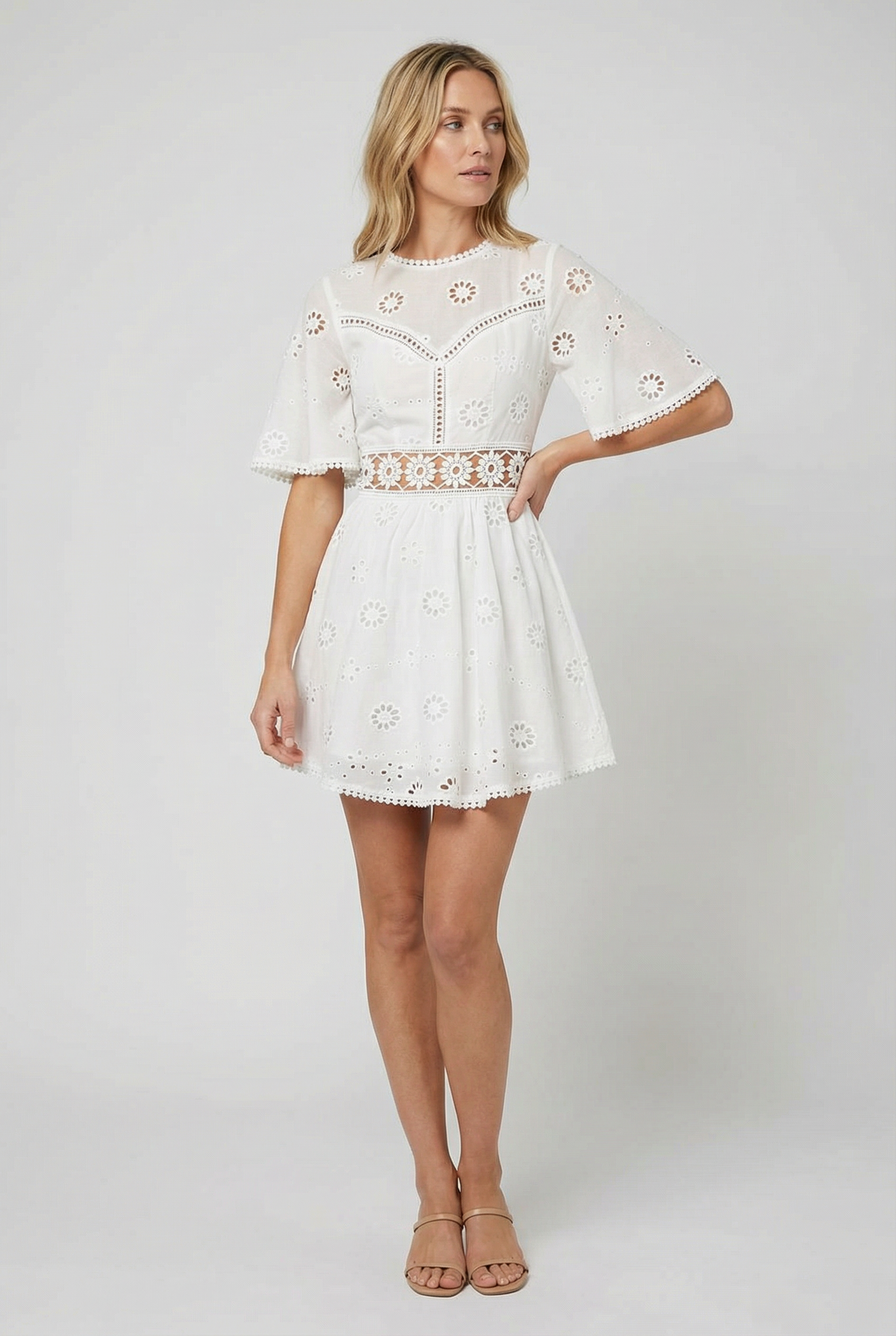 Mujer Mini Vestido Algodón Sin Espalda Bordado Floral Casual 1
