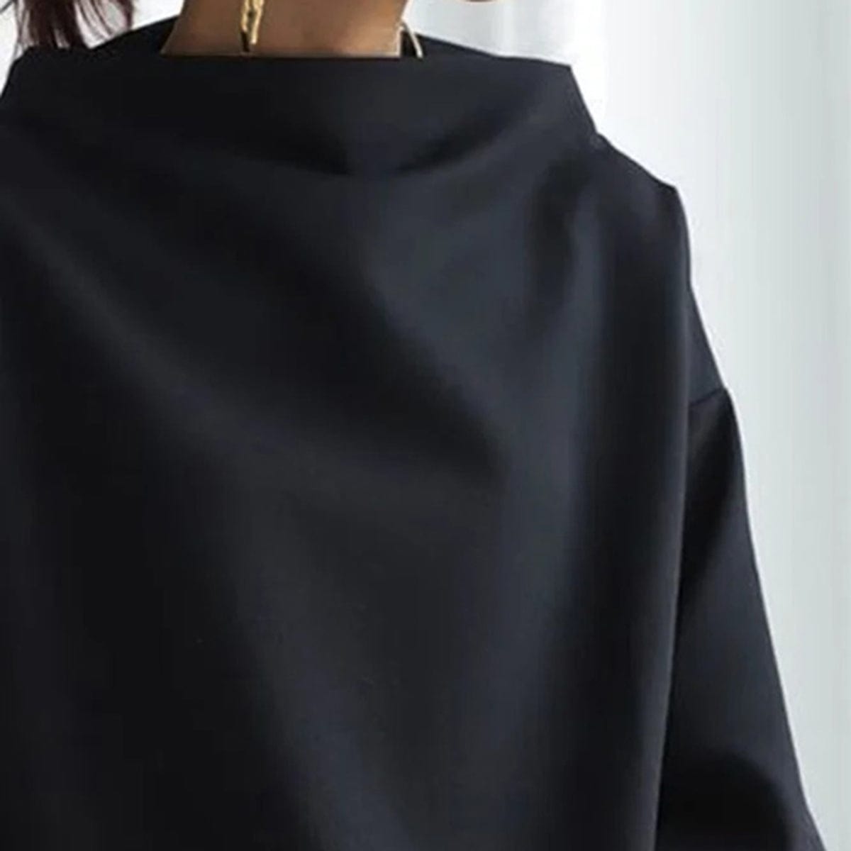 Top Mujer Cuello Alto de Silueta Relajada, Ideal para Ocasiones Informales y Elegantes 4