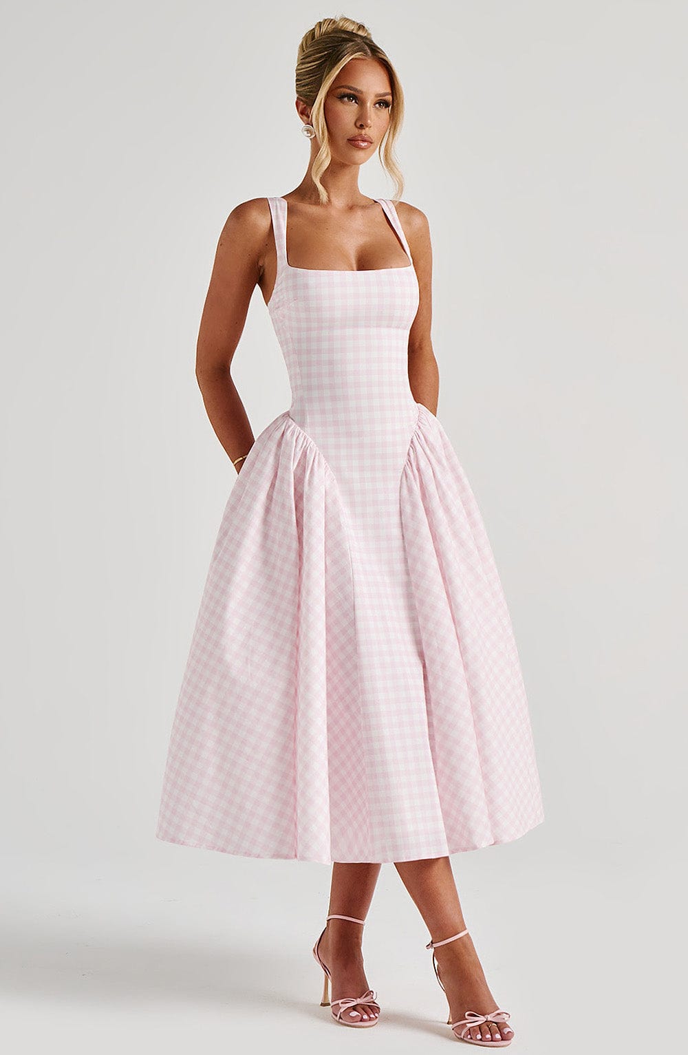 Vestido Midi Mujer Tela de Cuadros Vichy con Tirantes Ajustables y Falda Voluminosa 1