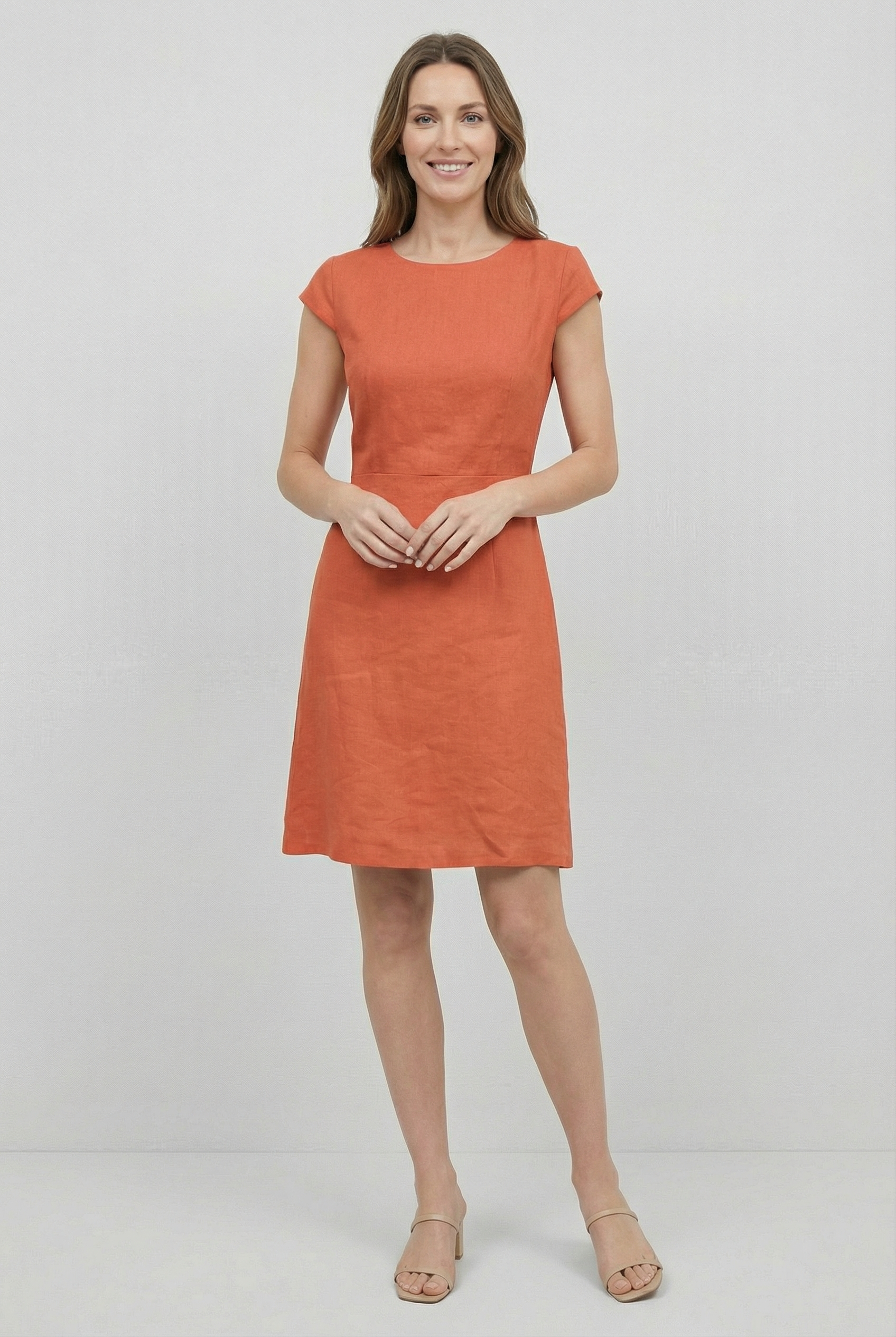Vestido de Mujer Elegante de Tejido Ligero con Mangas Delicadas y Silueta Femenina 0