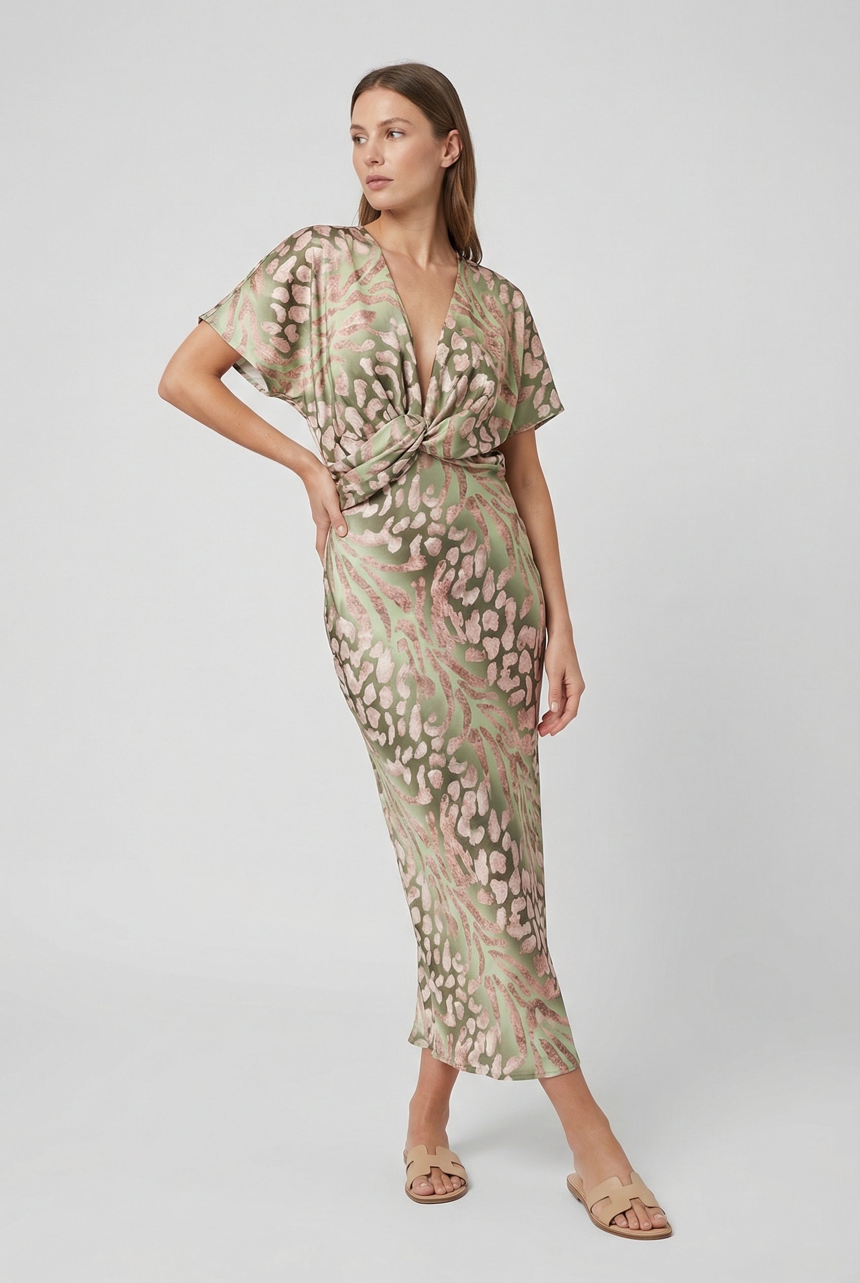 Mujer Vestido Midi Ajustado Verde Cuello en V Diseño Frontal Retorcido