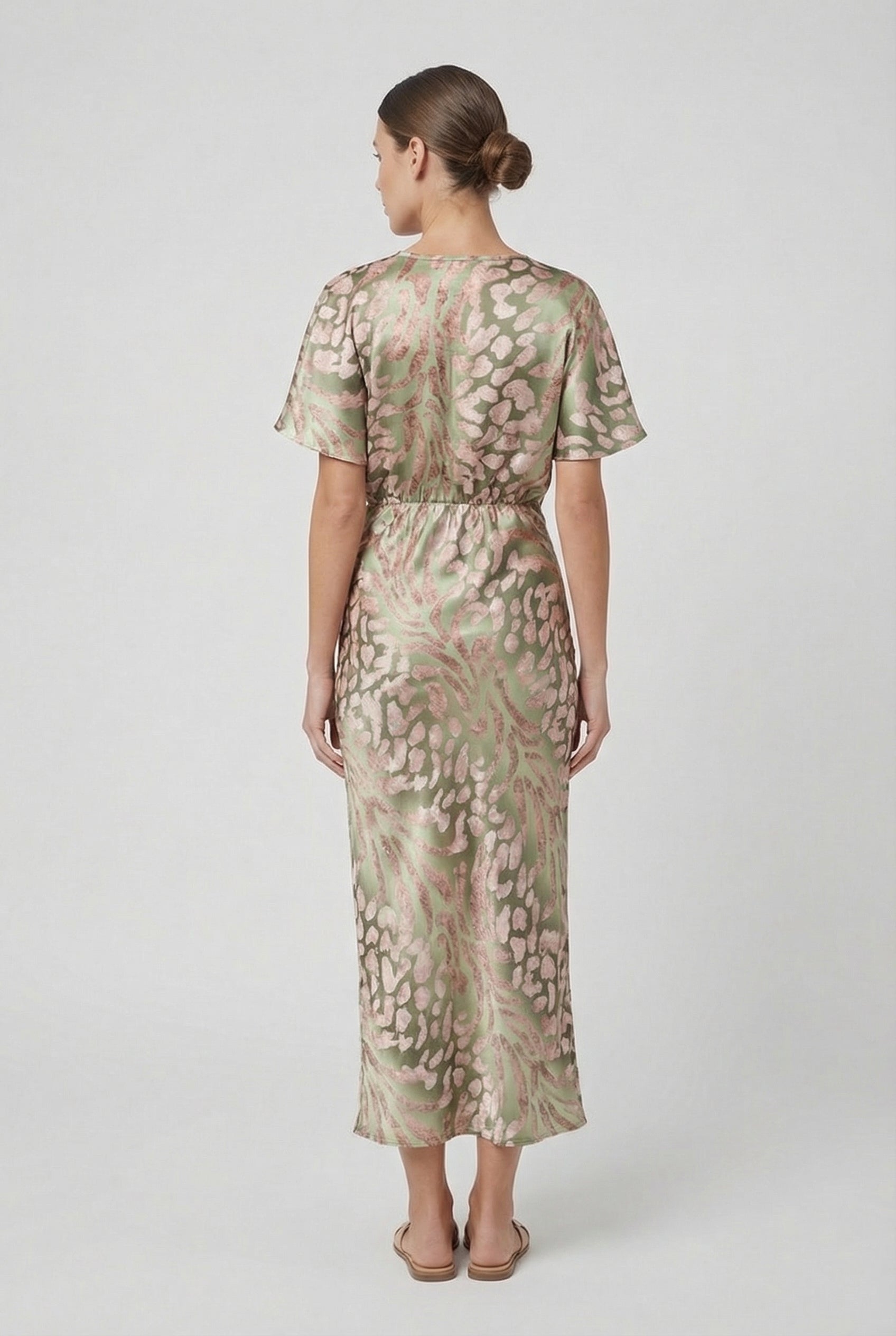 Mujer Vestido Midi Ajustado Verde Cuello en V Diseño Frontal Retorcido